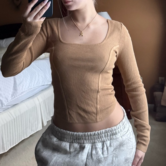 Bar III Tops - Bar III Camel Ribbed Long Sleeve Top